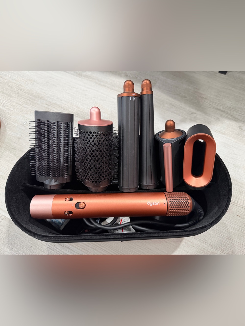 Dyson Airwrap i.d.™Multi-Styler in Amber Silk w/all attachments GENUINE USED!